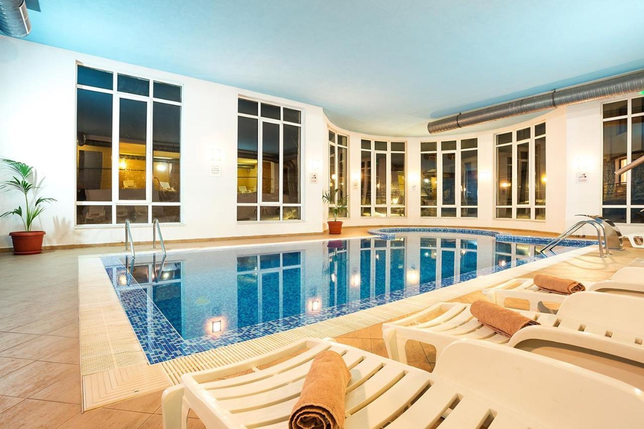 Grand Studio 501 Free Pool & Spa Pamporovo Bagian luar foto