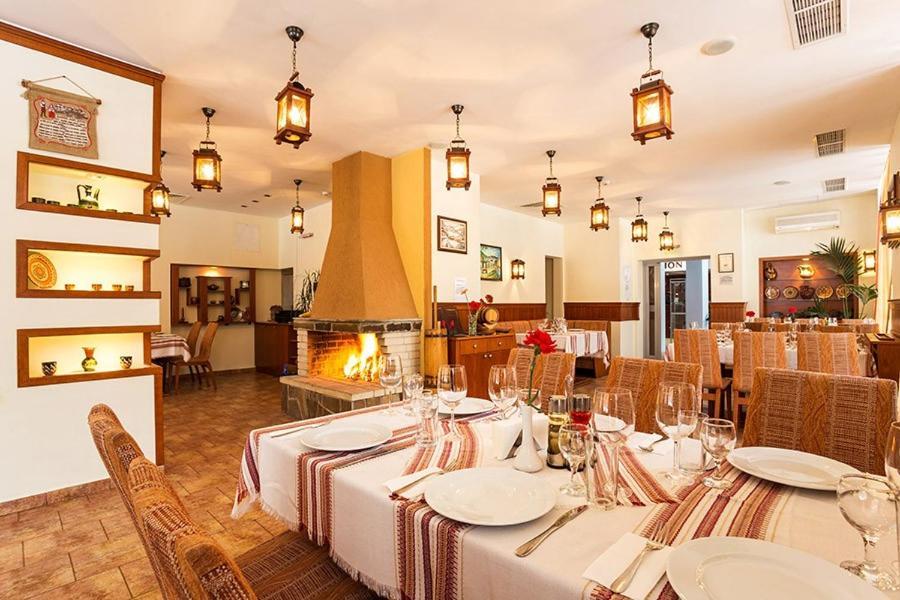 Grand Studio 501 Free Pool & Spa Pamporovo Bagian luar foto